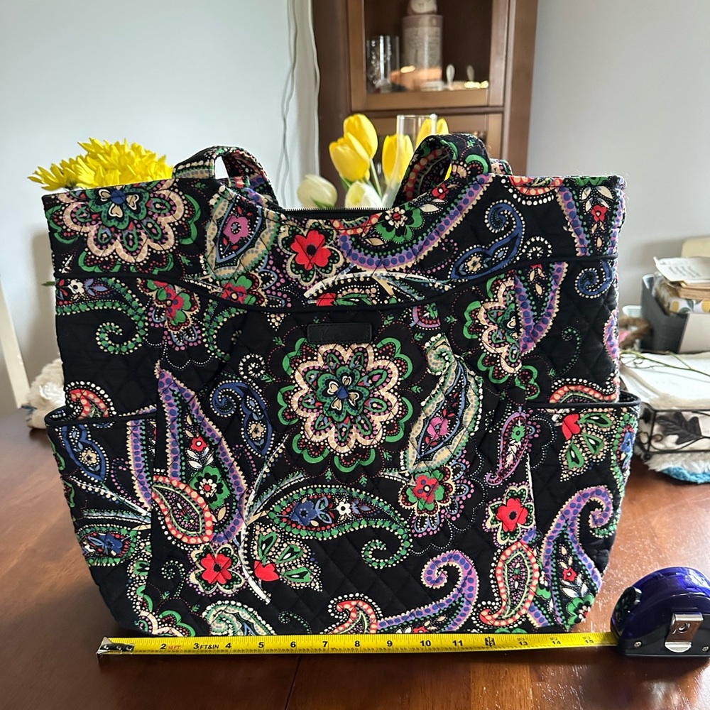 Vera Bradley pleated tote. NWT.